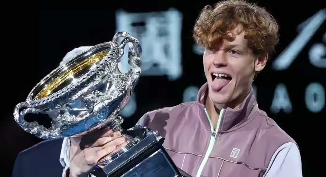 爱游戏官方网站-费德勒重返赛场，比赛局势复杂首场状态出色，美国队观众沸腾！赢得满堂喝彩(费德勒大满贯胜场数)