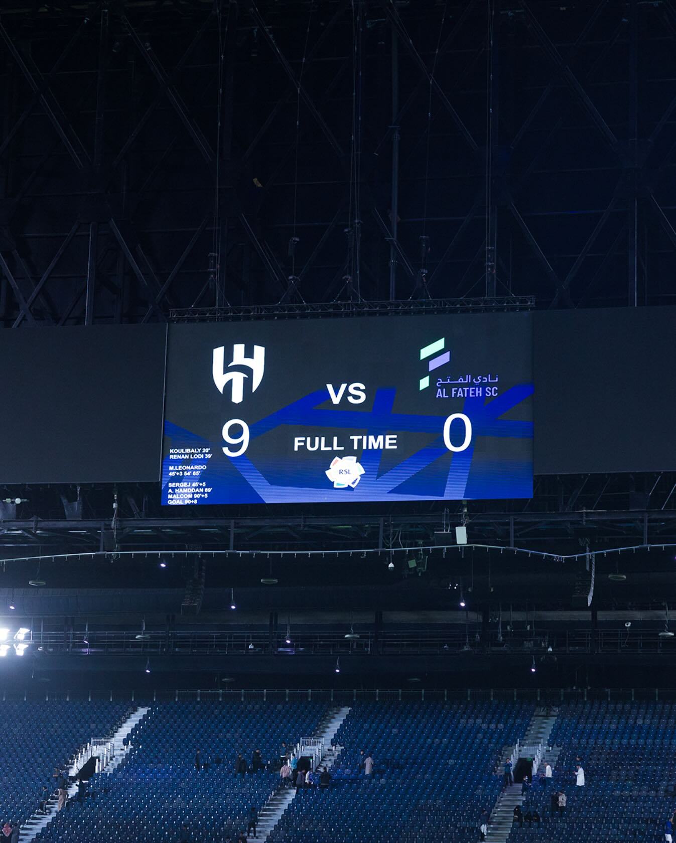 爱游戏中国-里程碑夜！那不勒斯远射贴柱；意大利杯赛前刷纪录；媒体盛赞；团队化学反应显著的简单介绍