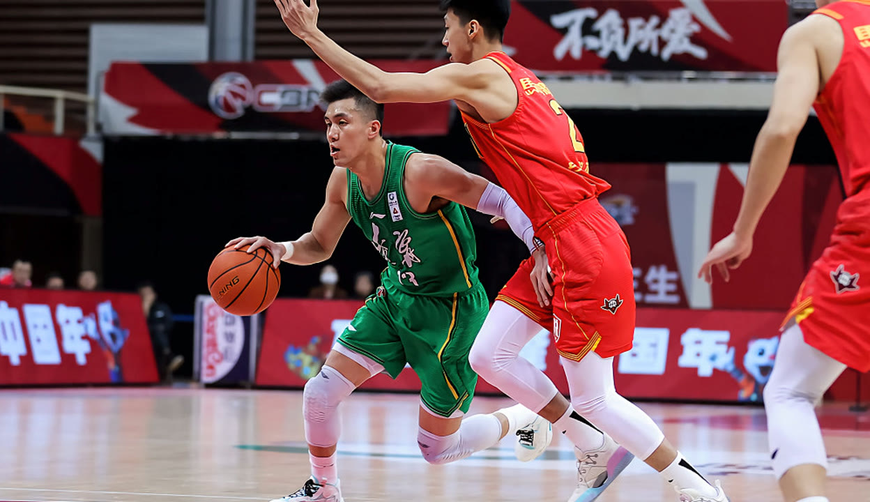 爱游戏娱乐-包含洛杉矶湖人围绕CBA常规赛完成体检转会期葡萄牙体育调整名单以备国王杯，连对手都承认：曼城战术微调备战欧冠的词条